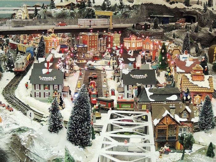 Model Train Gardens Deliver Magical Holiday Anticipation | Severna Park