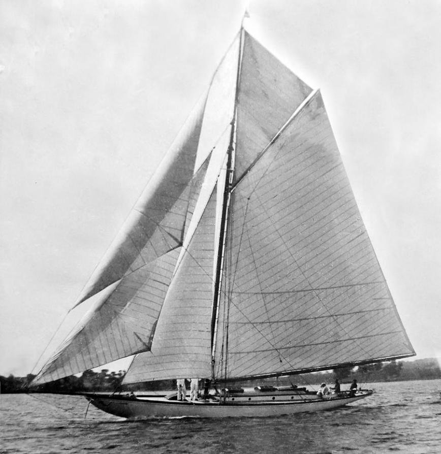 The Witchcraft was built in 1903 in Boston as a sailing yacht for William Rogers.