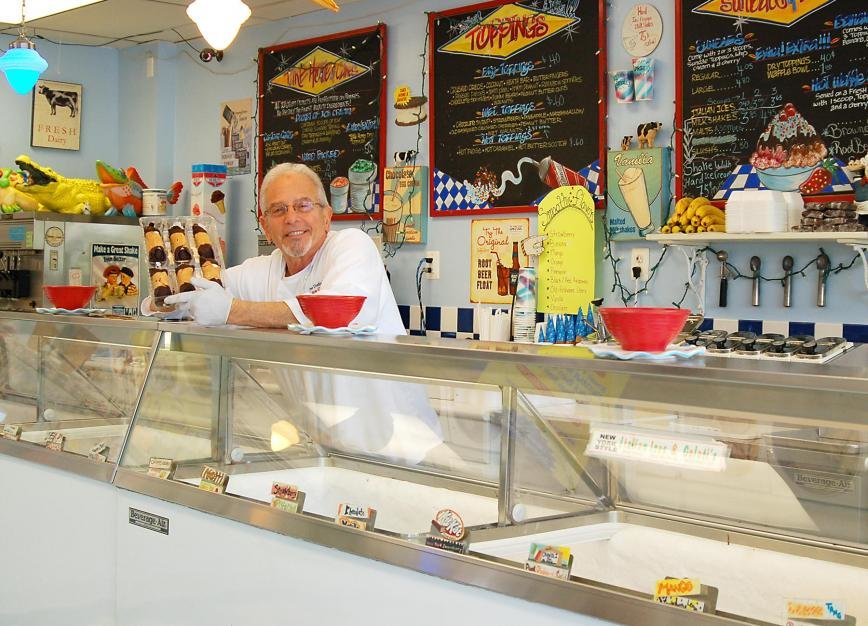 Michael "The Ice Cream Man" Linder makes everything the Daily Scoop has to offer fresh each day, including over 175 rotated flavors of ice cream, cakes, pies and other sweet treats. He also stuffs cannoli shells with his cannoli ice cream and dips them in dark Belgian chocolate.