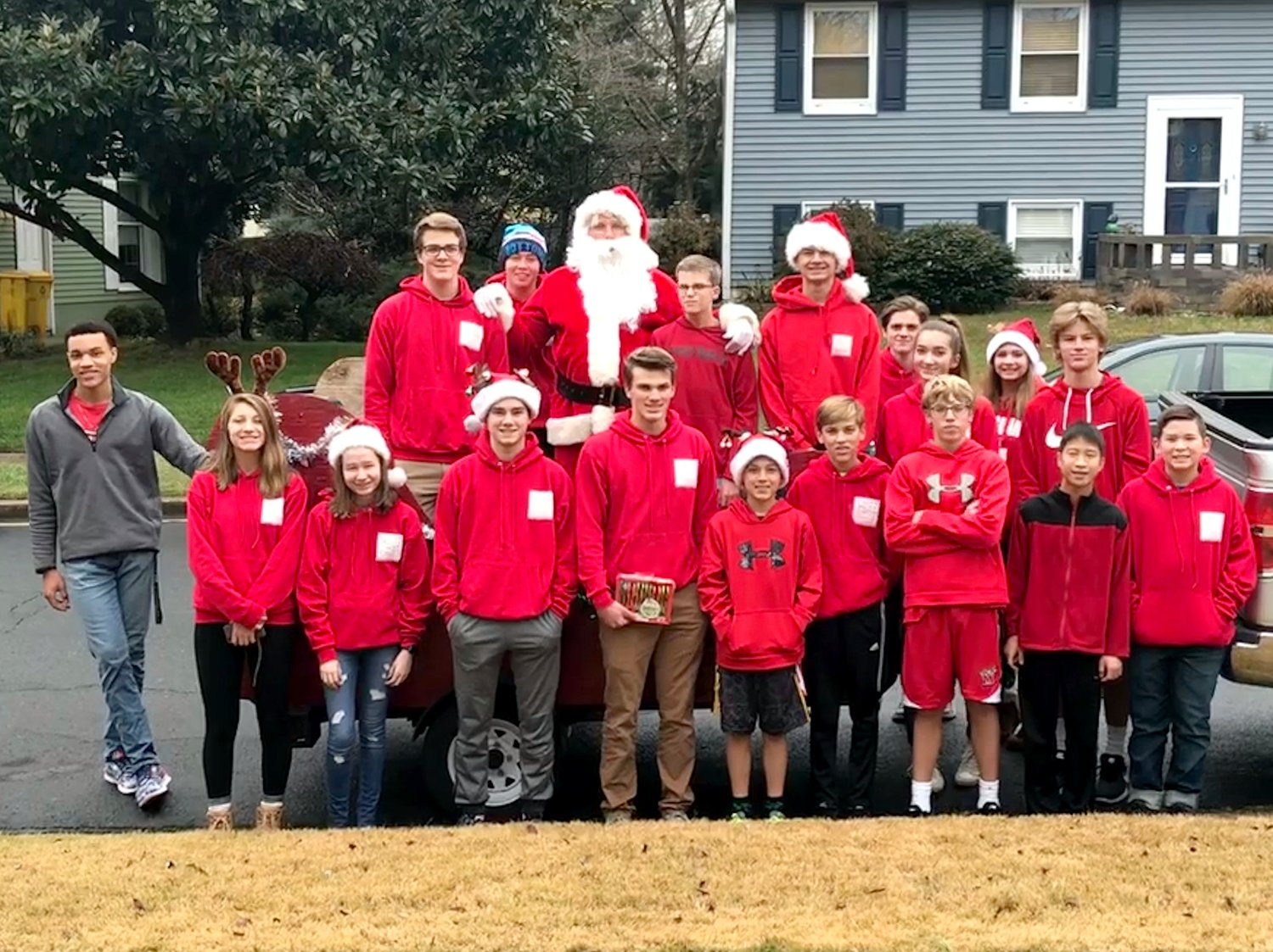For more than a decade, teens who live near Riverdale Road have gathered toys and nonperishable food to help families in need of Christmas cheer.