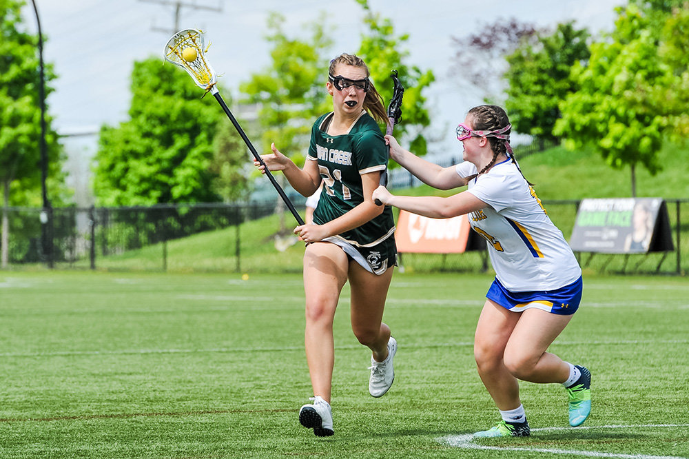 Senior attack Mia Putzi led the Eagles with five goals and four assists.