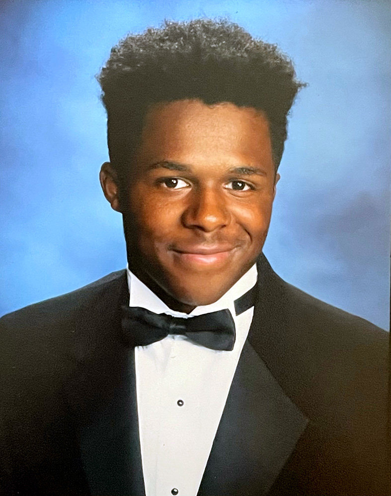 James Henson III is a recipient of the Minds in Motion certificate, awarded to scholar-athlete honor roll students. Additionally, Henson has worked as a mentor at Georgetown East Elementary School.
