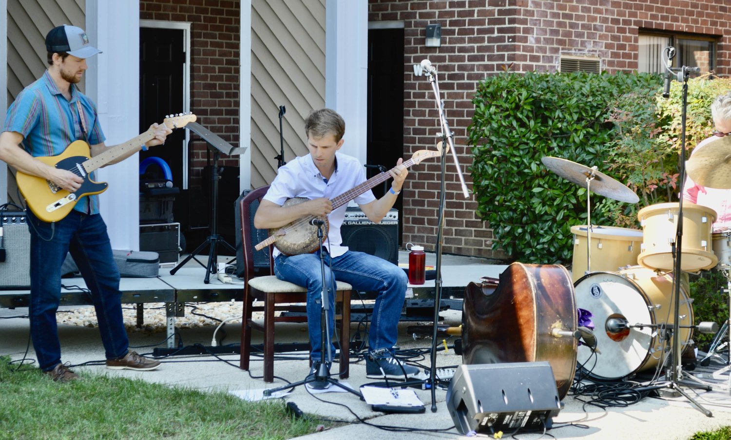 Art in the Park featured jazz music.