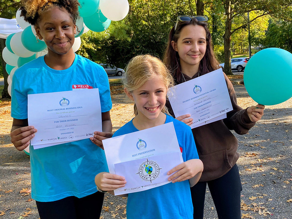 (L-R) Crowned entrepreneur Nyirah Newton, Kiki’s Sweets founder Keely Hardgrave and Arabella Designs creator Arabella Rathbone were named the award winners during the Children’s Business Fair on October 15.