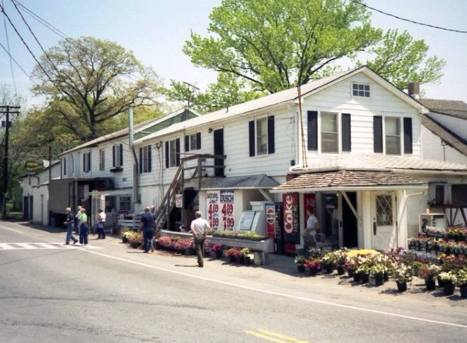 Listman’s Country Store was a Severna Park icon that attracted customers for decades with its old-fashioned traditions and friendly service.