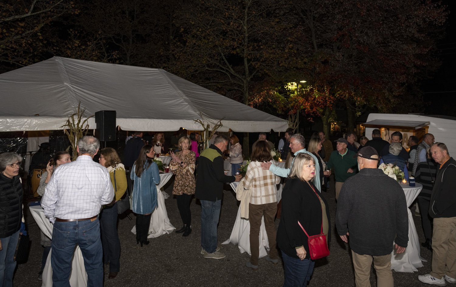 The event included an oyster shucker, mobile bar, live band and delicious seasonal fare.