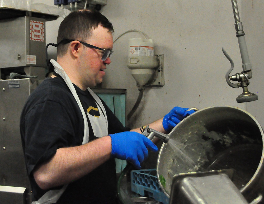 Steven Patterson washed dishes during a recent shift at Cafe Mezzanotte.