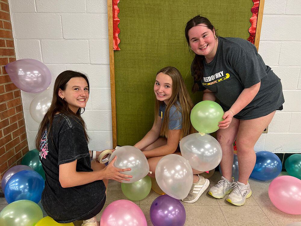 Students enjoyed the balloon stacking station.