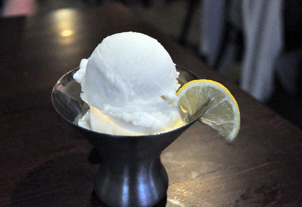 The limoncello sorbet at Luna Blu was the perfect dessert choice for an authentic southern Italian taste.