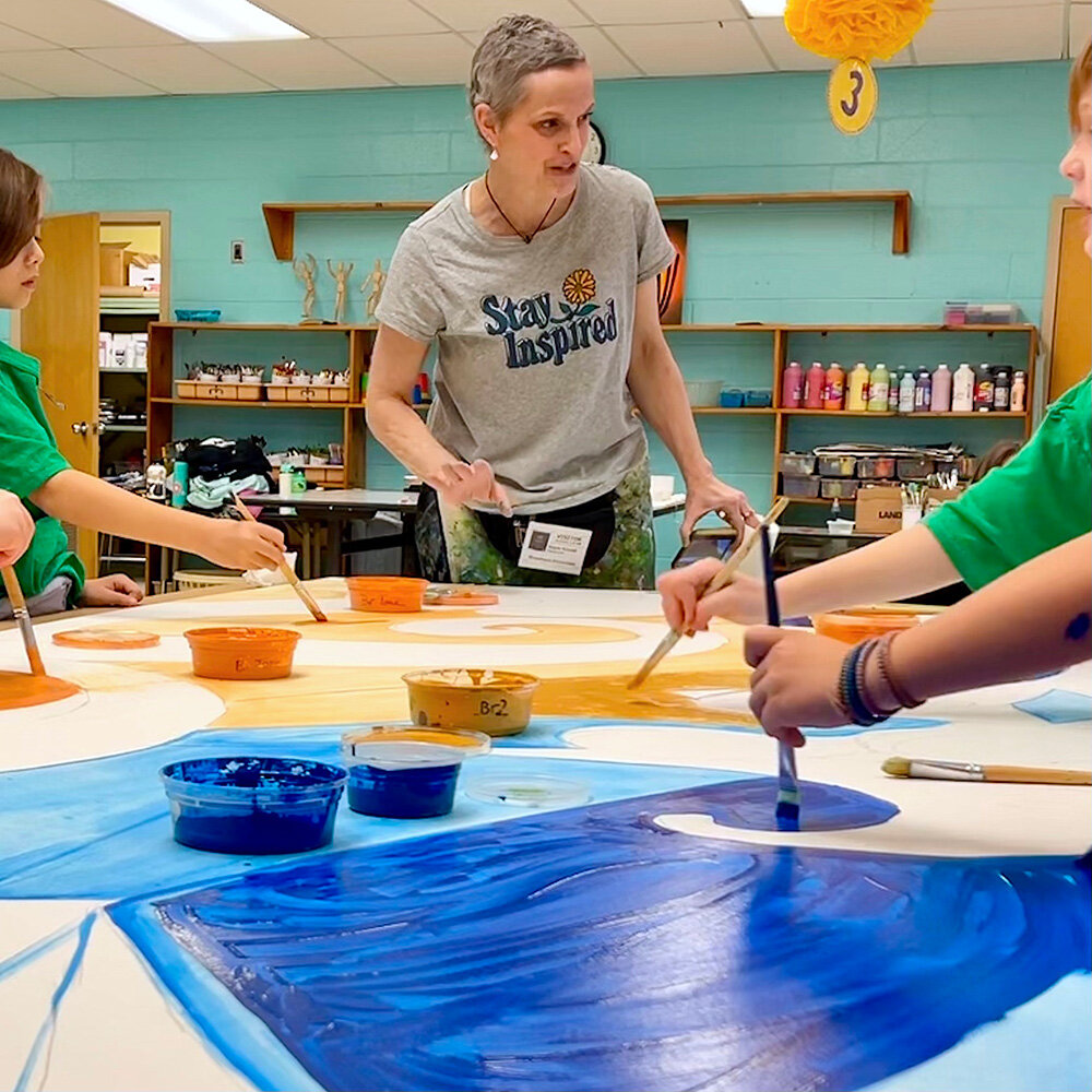 Mural artist Gayle Mangan Kassal instructed students once a week for three weeks as she led the creative process for Broadneck Elementary School’s mural.