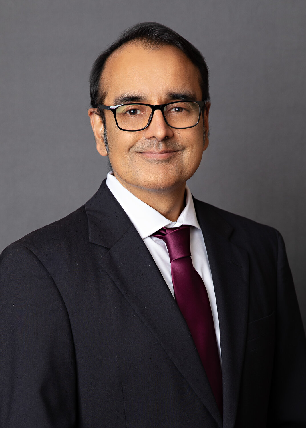 Waseem Hussain, MD, is a primary care physician at Luminis Health with expertise in family medicine, including neurologic, pulmonary and cardiac diseases, as well as diabetes and gynecologic care.